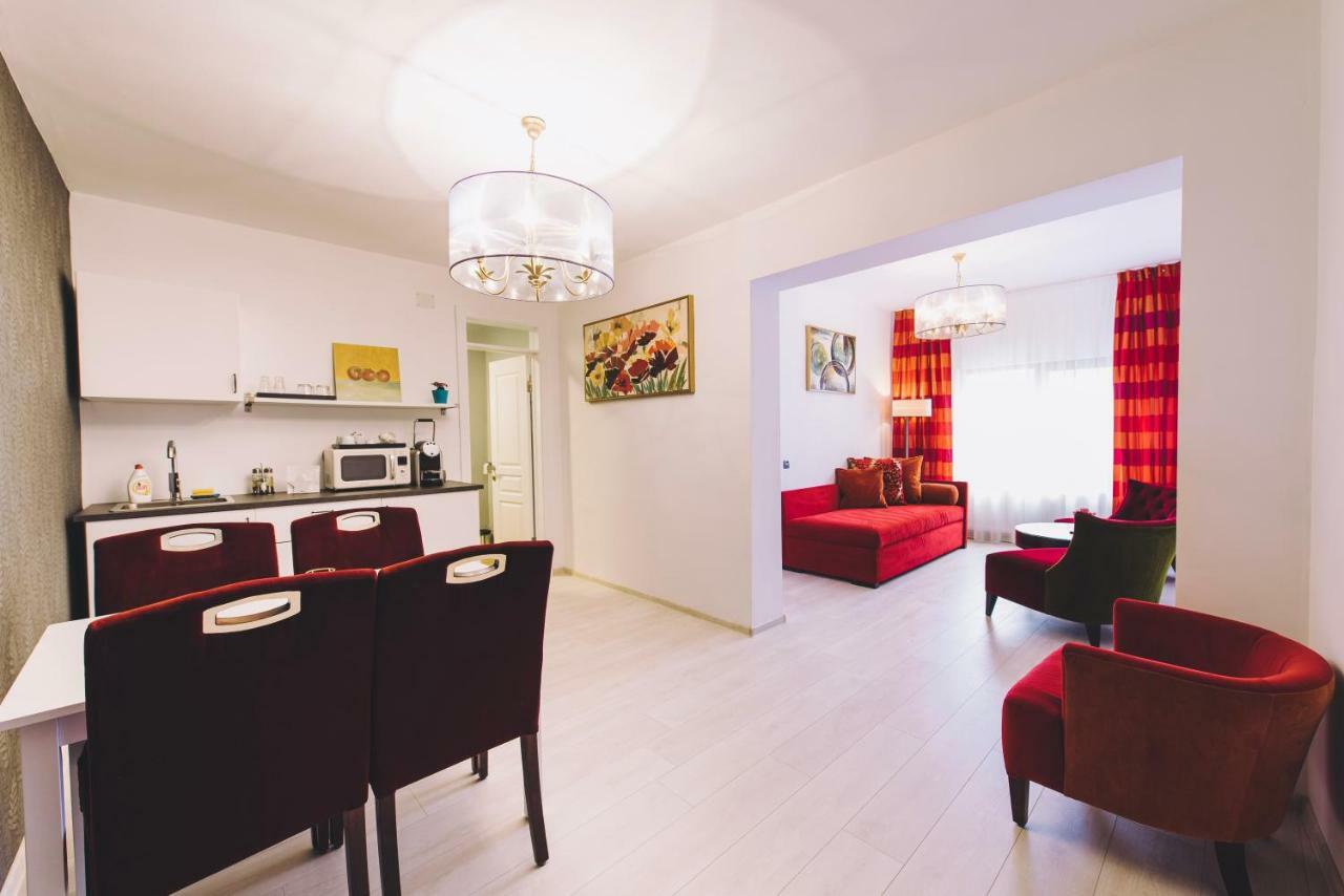 Derby Apart Hotel Alba Iulia Exteriör bild
