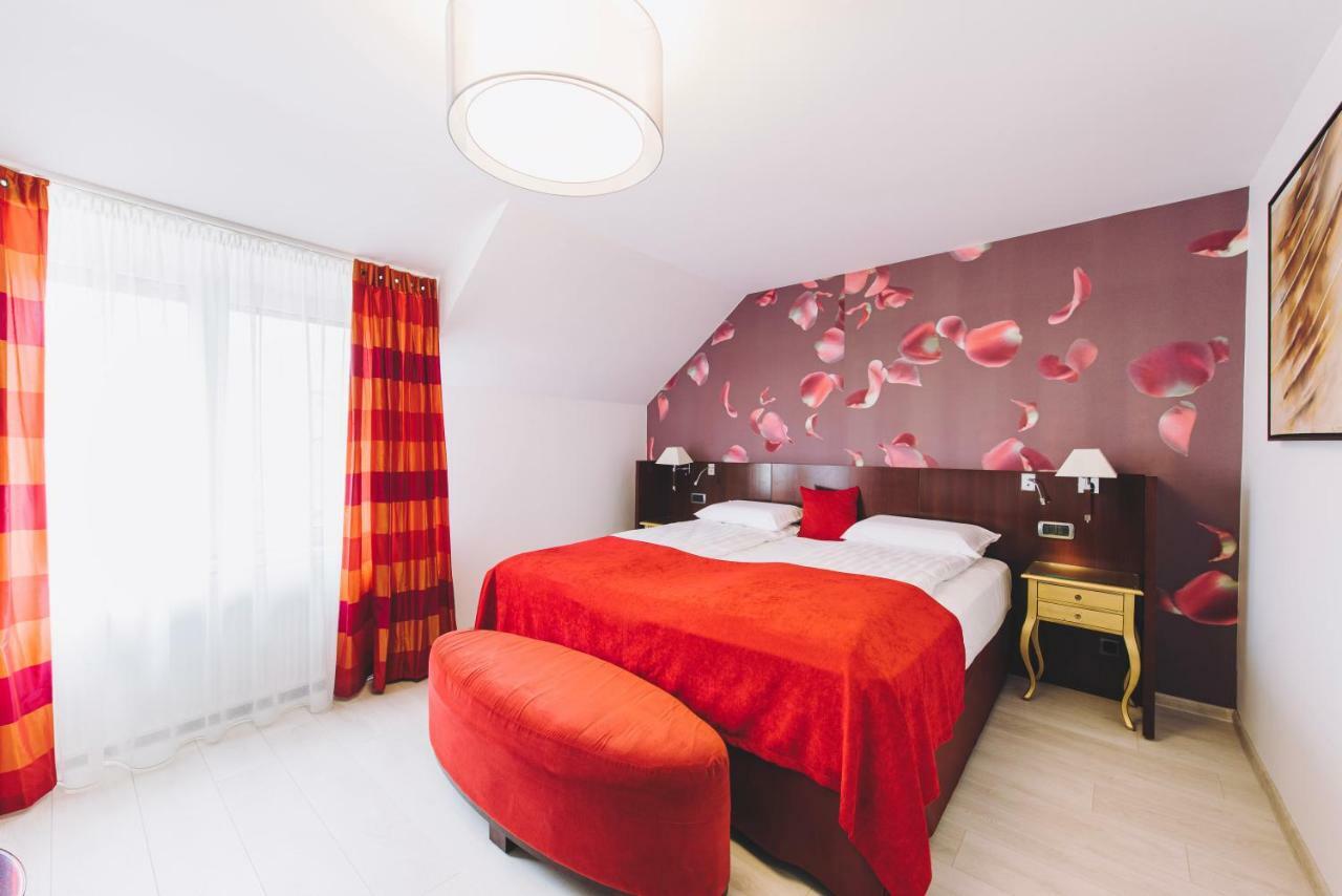Derby Apart Hotel Alba Iulia Rum bild