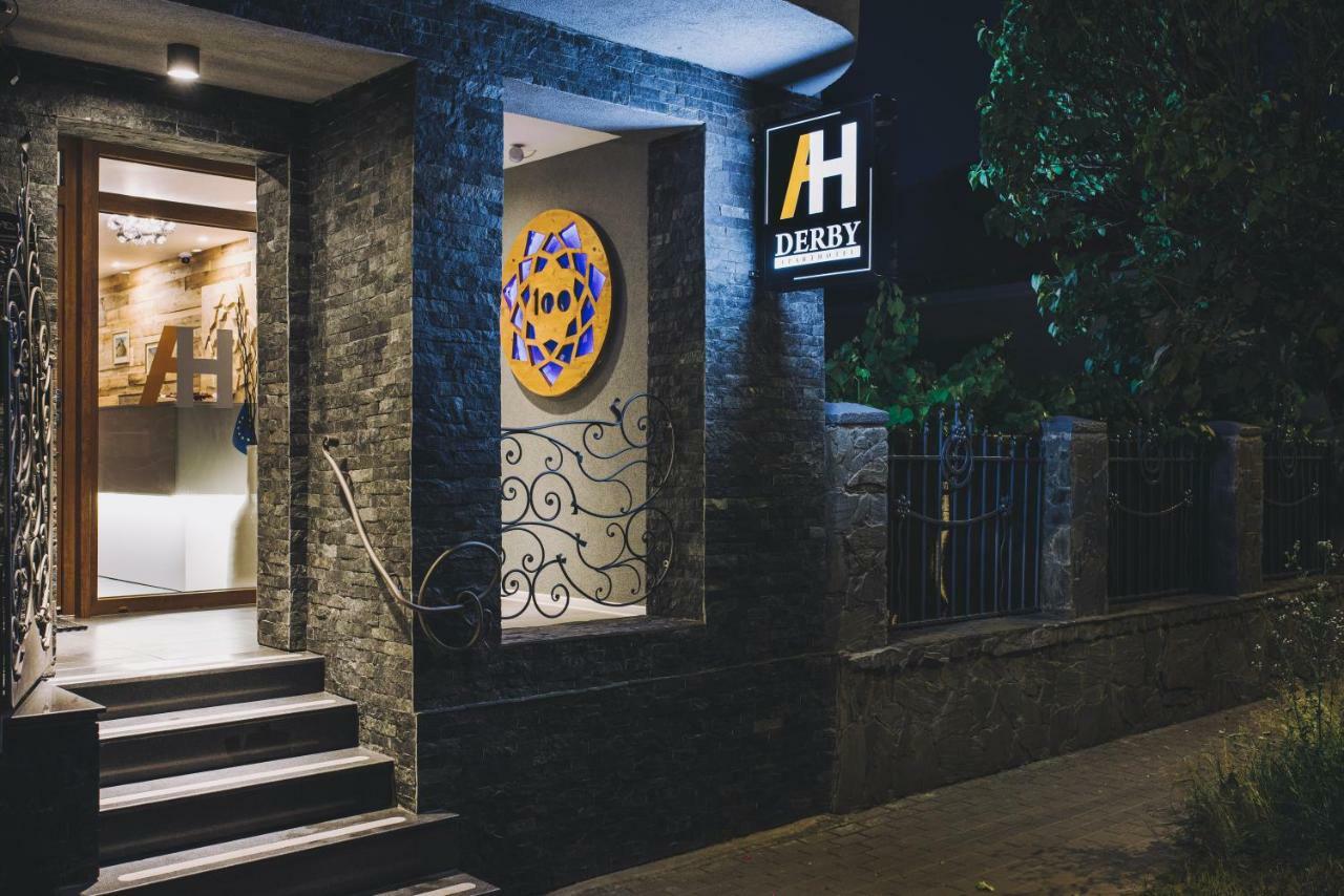 Derby Apart Hotel Alba Iulia Exteriör bild