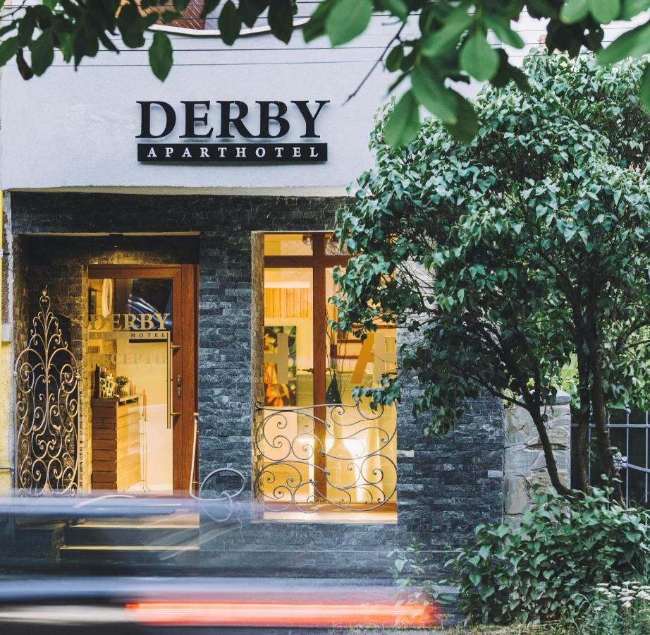 Derby Apart Hotel Alba Iulia Exteriör bild